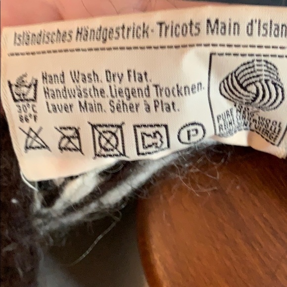 Vintage Samband of Iceland Wool Cardigan Sweater - Picture 5 of 6